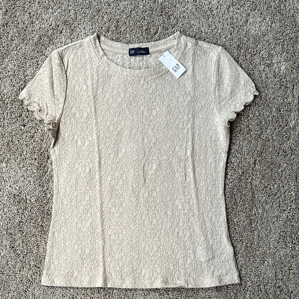 GAP Cream/Light Beige Lace Textured Short Sleeve Tee NWT
